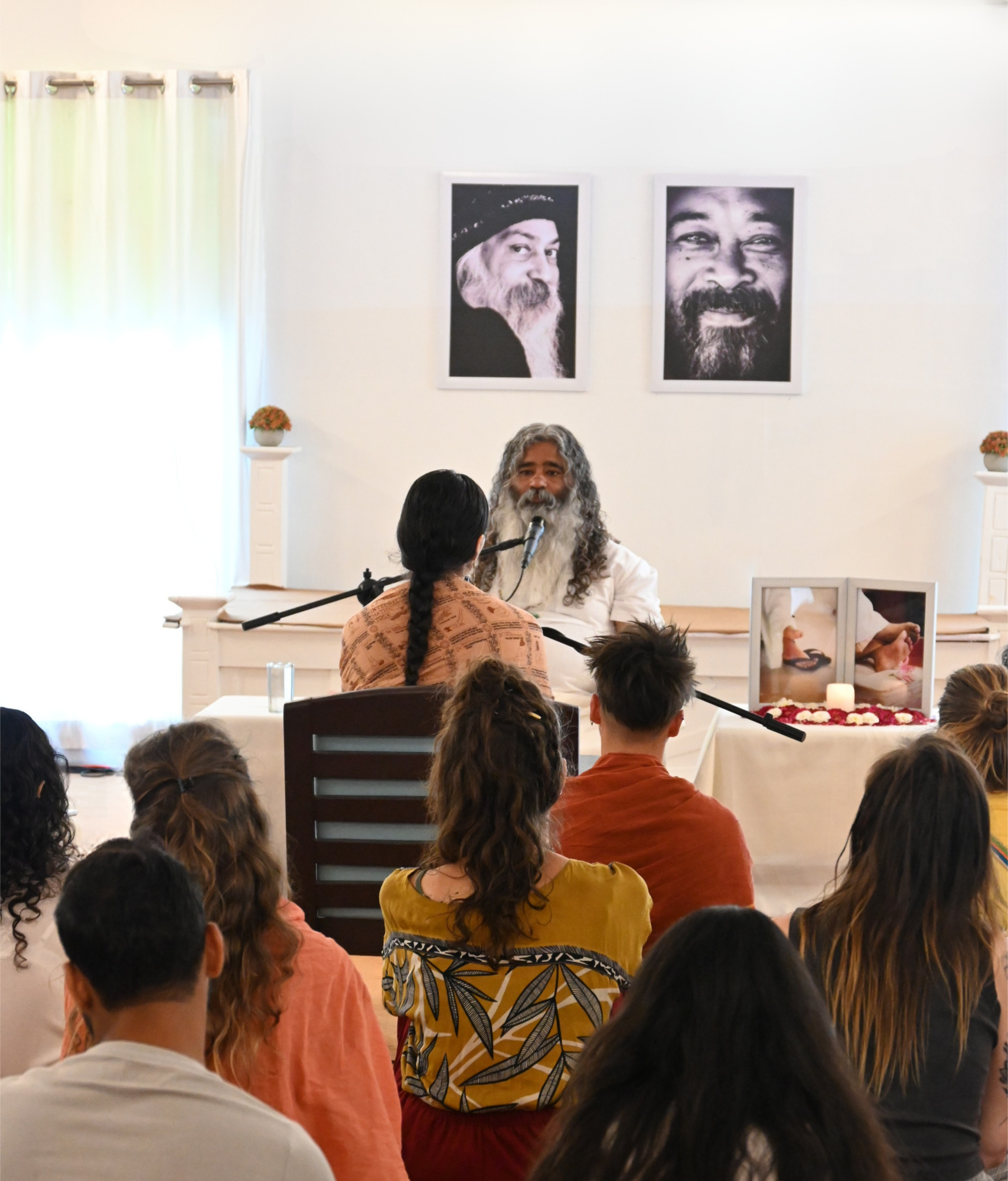Maitreya at Satsang